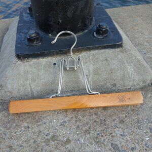 Vintage Fratelli Reguitti Brev No. 432106 32 Made in Italy Wood Pants Hanger